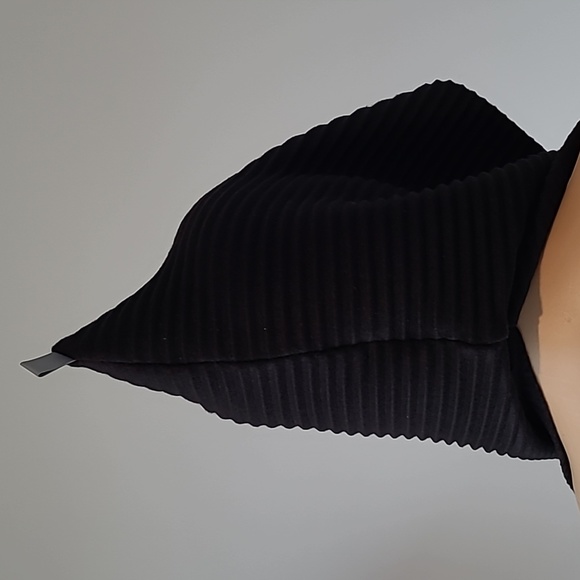 DESIGN STOCKHOLM HOUSE HOODED SCARF - Picture 3 of 11